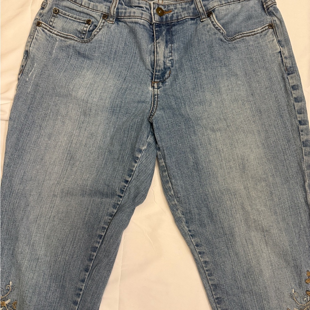 Coldwater Creek Light Wash Cropped Jeans - Blue